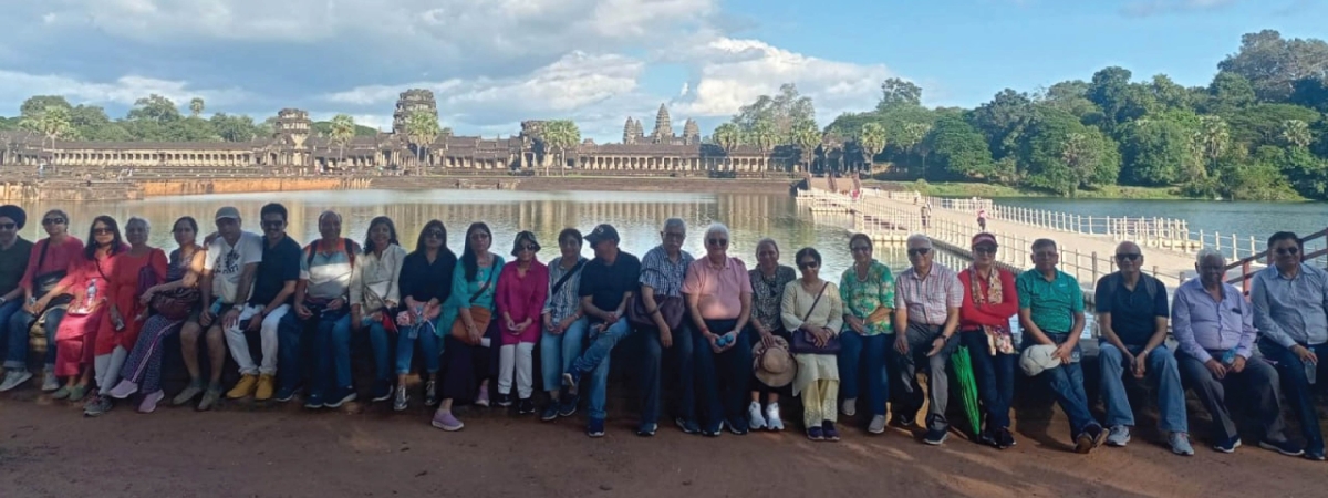 Big Group Tour in Angkor Complex Temple